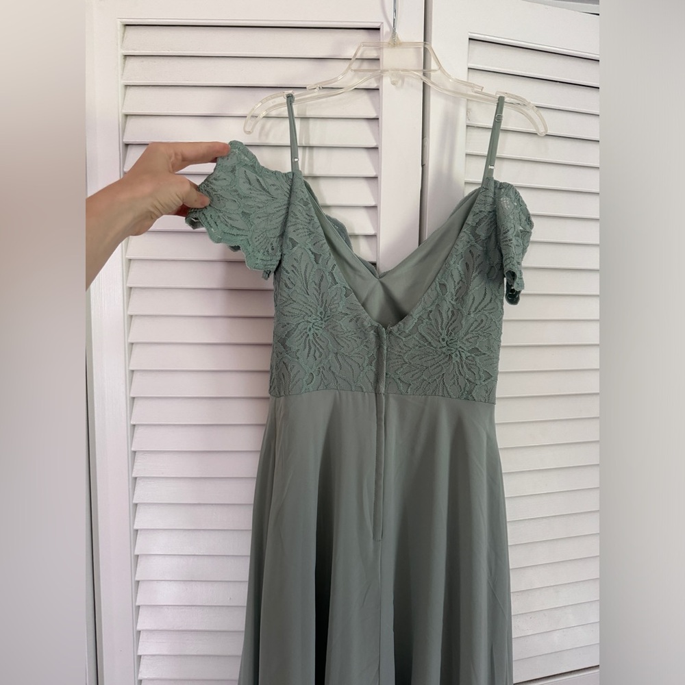 David’s bridal Bridesmaids dress size 4 Sage green - Picture 7 of 9